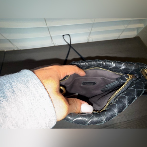 Madewell Black the Puff Woven Crossbody Bag NWOT - Picture 3 of 7